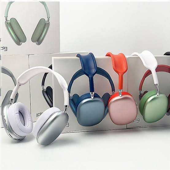 P9 Wireless Bluetooth Headphones - Random colors ValueKartPk