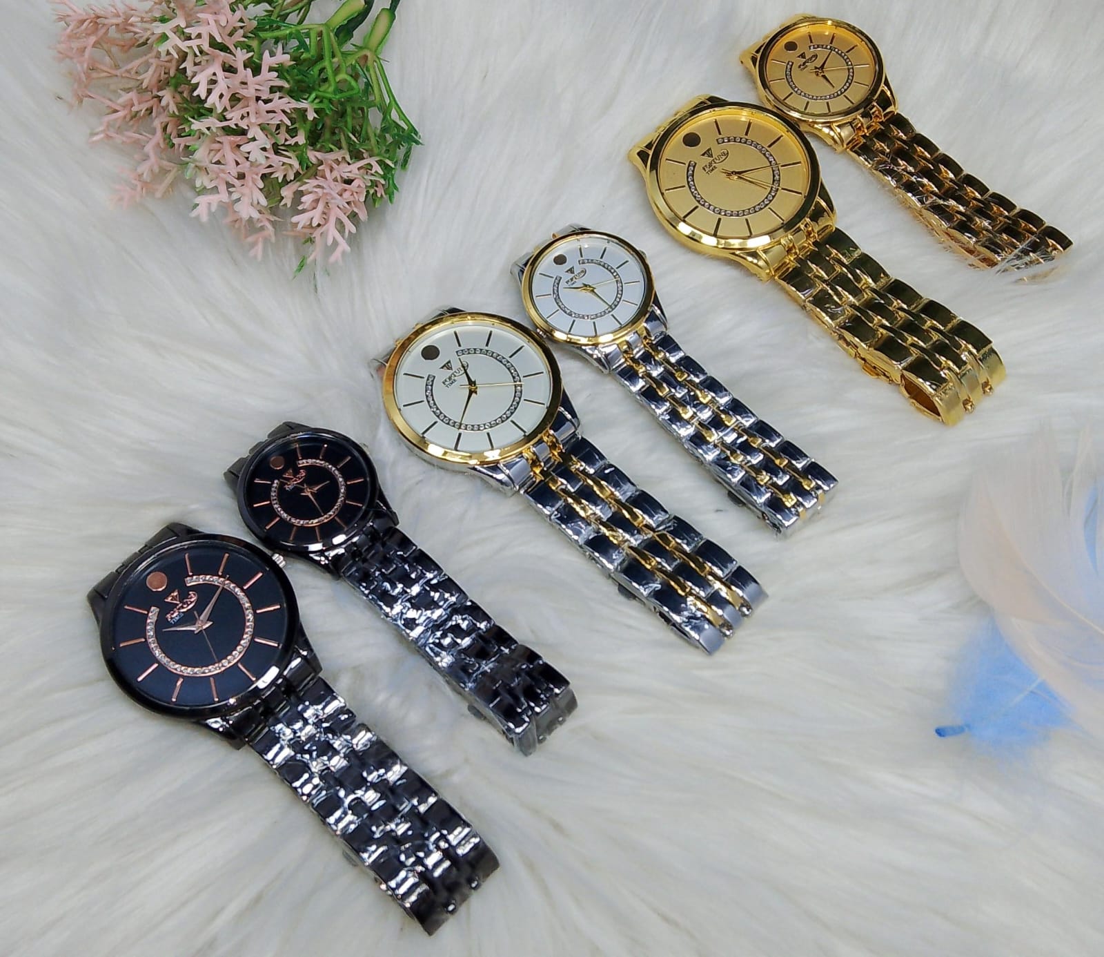 (without box )  FORTUNE TIME COUPLE WATCHES ValueKartPk