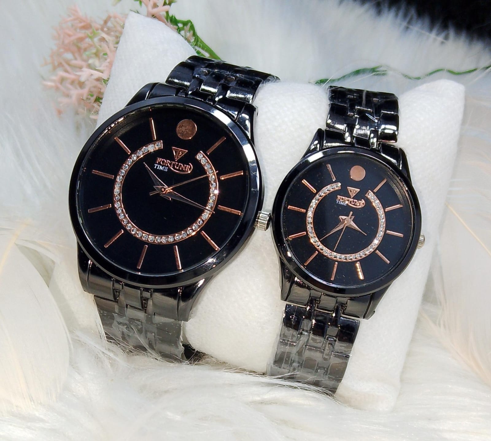 (without box )  FORTUNE TIME COUPLE WATCHES ValueKartPk