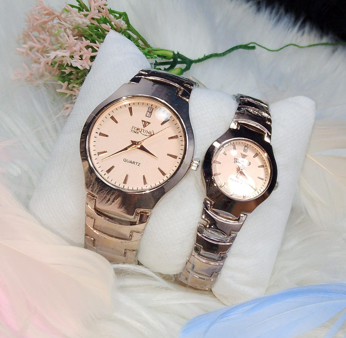 (without box ) Classic Design FORTUNE TIME COUPLE WATCHES ValueKartPk