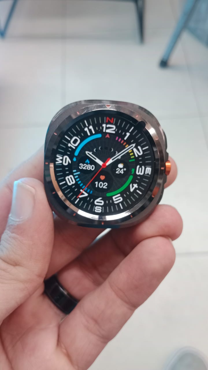 SMART WATCH ULTRA , TF7 ULTRA 1.5 ,ROUND DIAL ValueKartPk