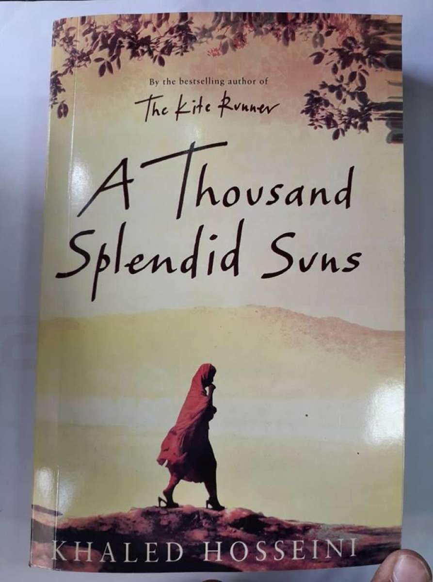 A Thousand Splendid Suns Novel by Khalid (book) ValueKartPk