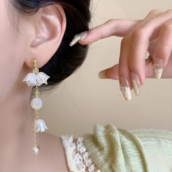 Shein Elegant Pearl And Flower Drop Earrings For Women Girls ValueKartPk